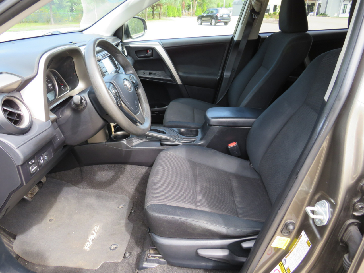 Toyota RAV4 LE FWD 2014 Toyota RAV4 LE FWD 2014