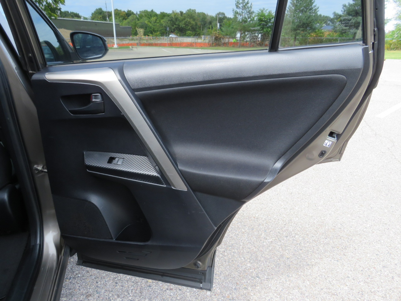 Toyota RAV4 LE FWD 2014 Toyota RAV4 LE FWD 2014