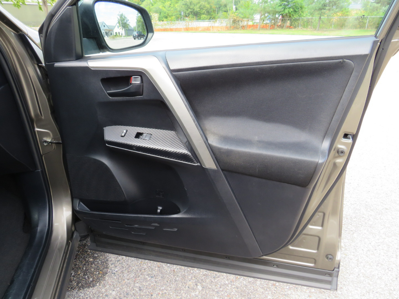 Toyota RAV4 LE FWD 2014 Toyota RAV4 LE FWD 2014