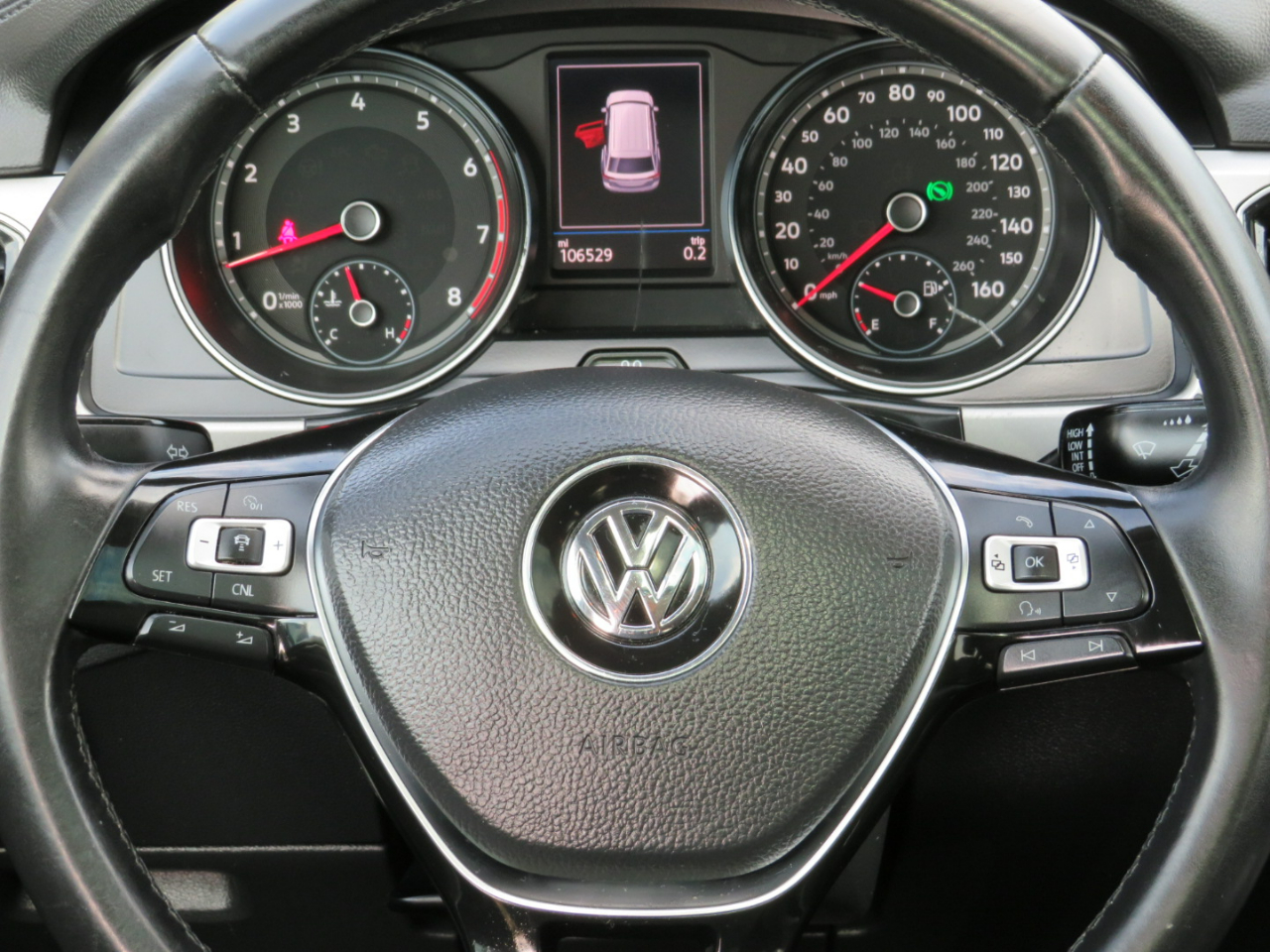 2018 Volkswagen Atlas V6 SEL photo 13