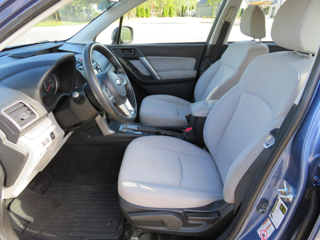 Subaru Forester 2.5i Premium PZEV CVT 2017 Subaru Forester 2.5i Premium PZEV CVT 2017