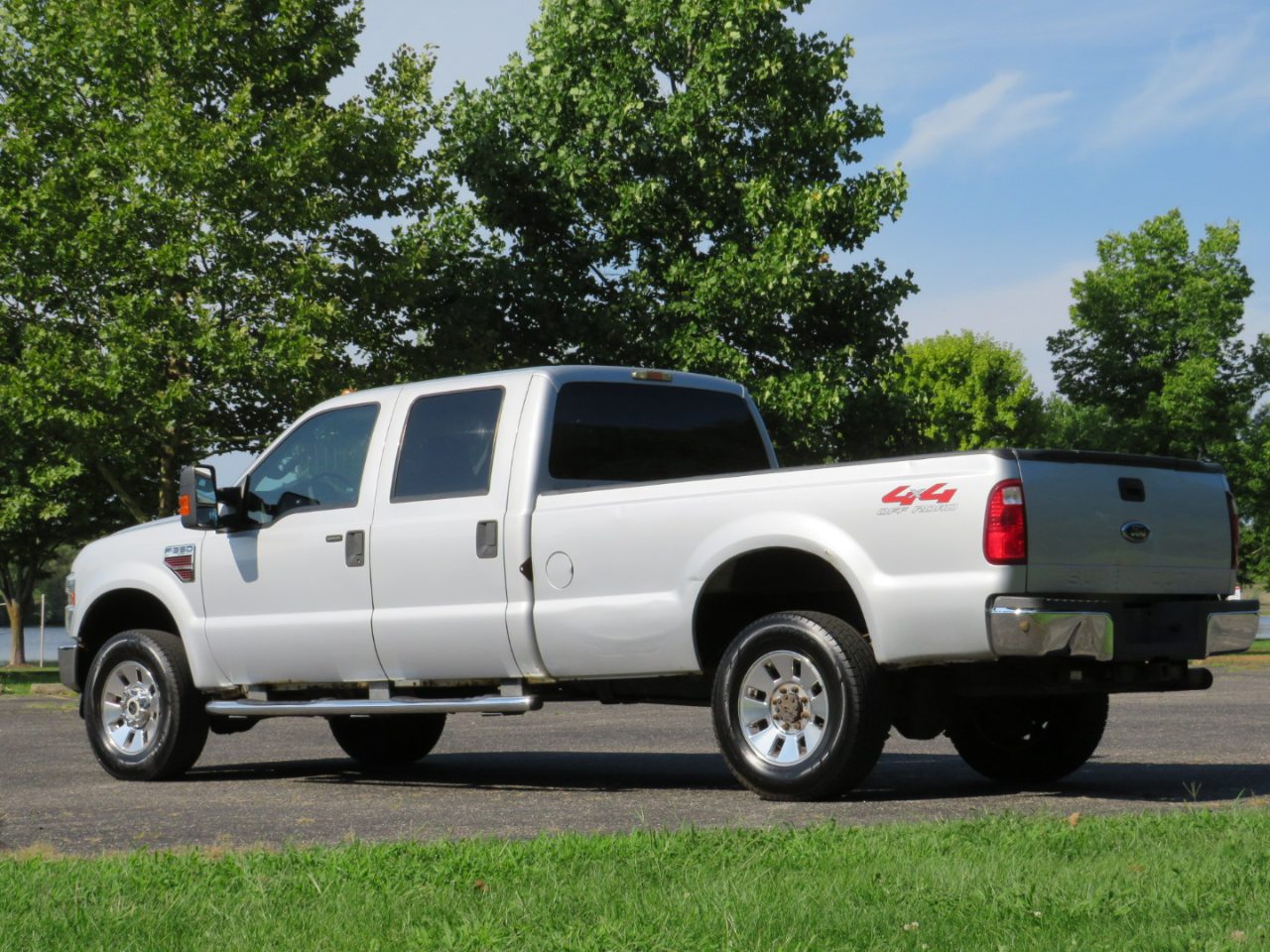 2008 Ford F-350 XL photo 10