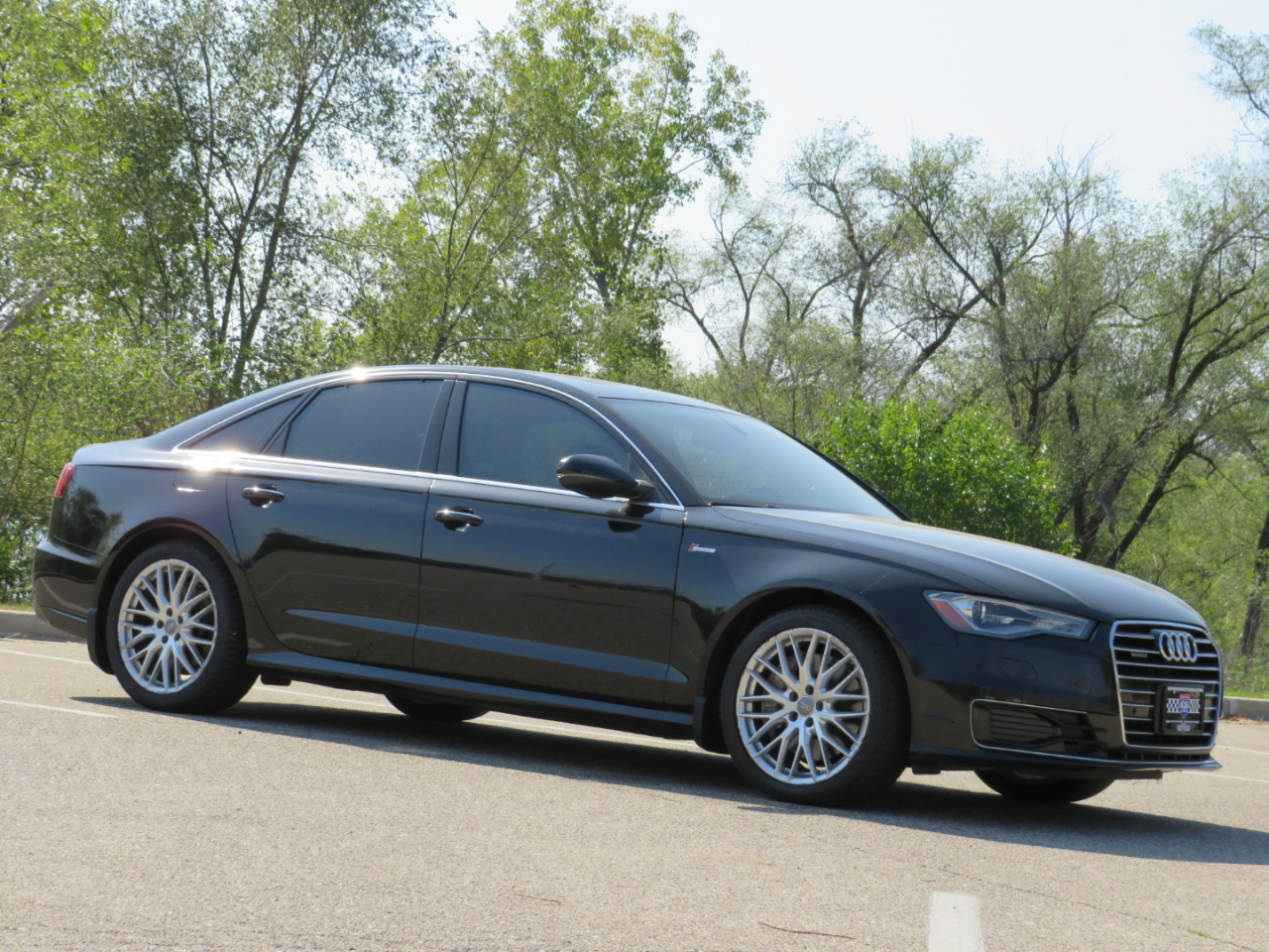 2016 Audi A6 3.0T Premium Plus Quattro photo 2
