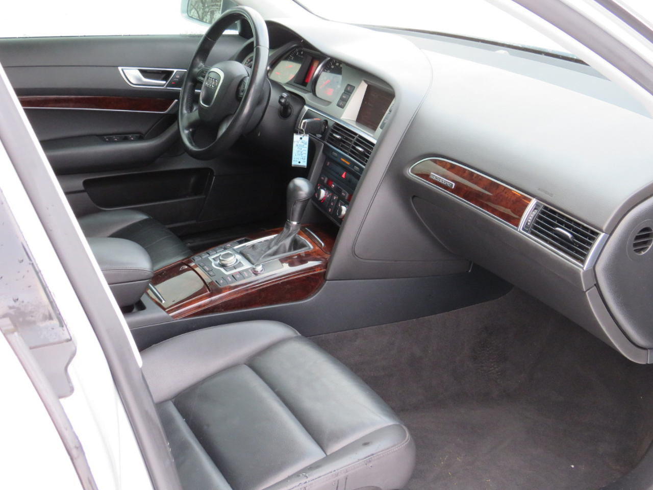 Audi A6 3.2 with Tiptronic 2007