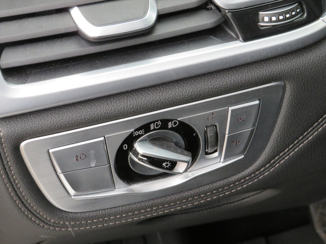 BMW 7-Series 750i xDrive 2017