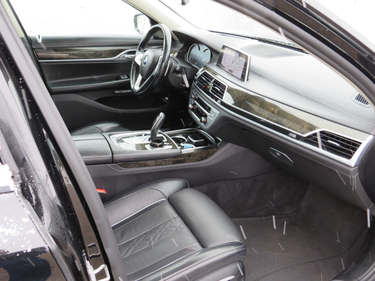 BMW 7-Series 750i xDrive 2017