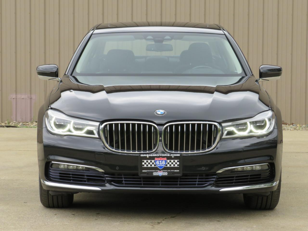 BMW 7-Series 750i xDrive 2017