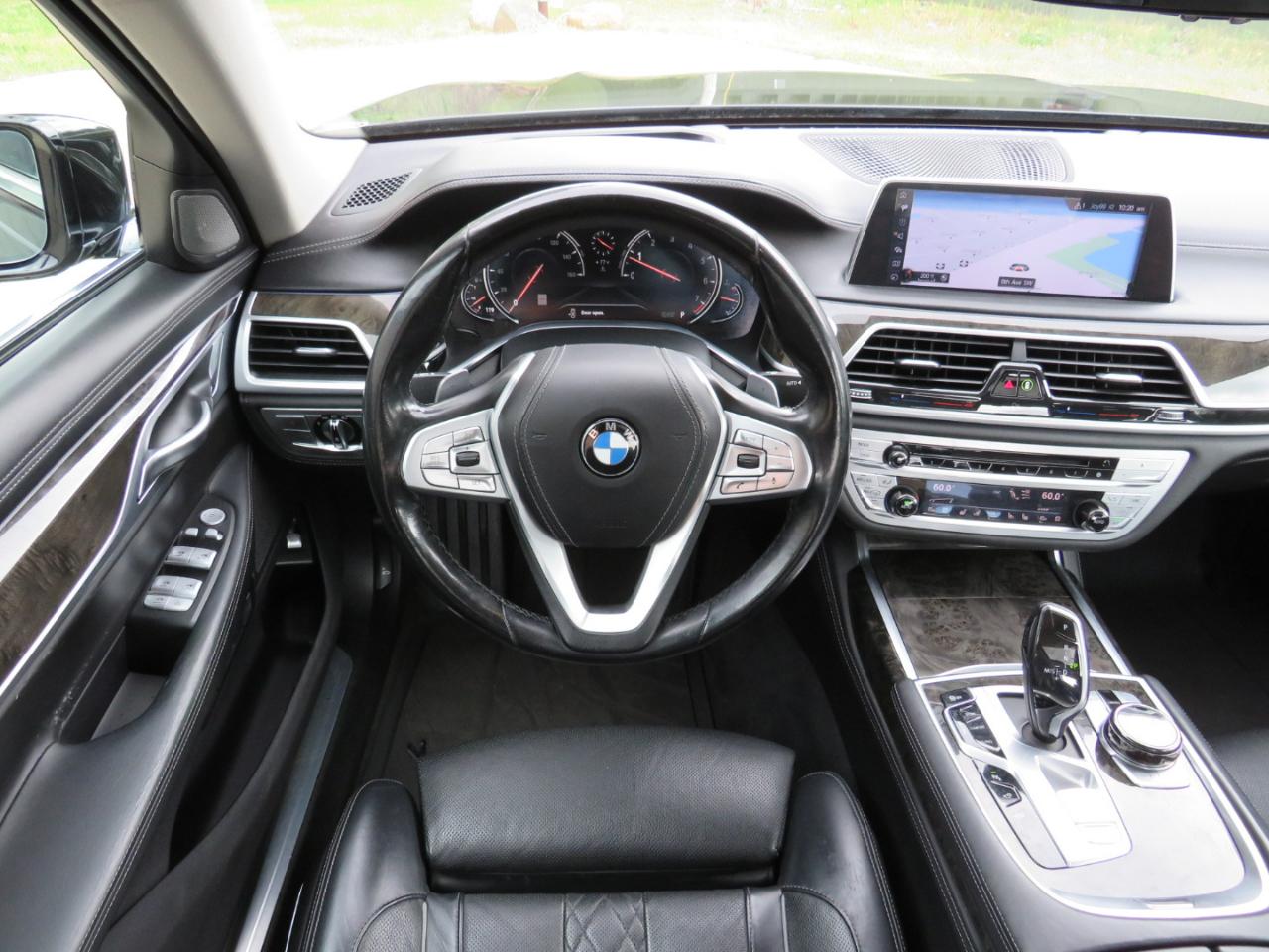 BMW 7-Series 750i xDrive 2017