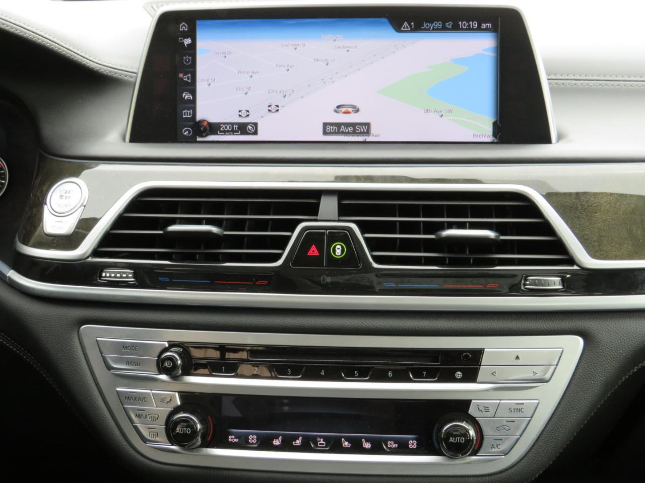 BMW 7-Series 750i xDrive 2017