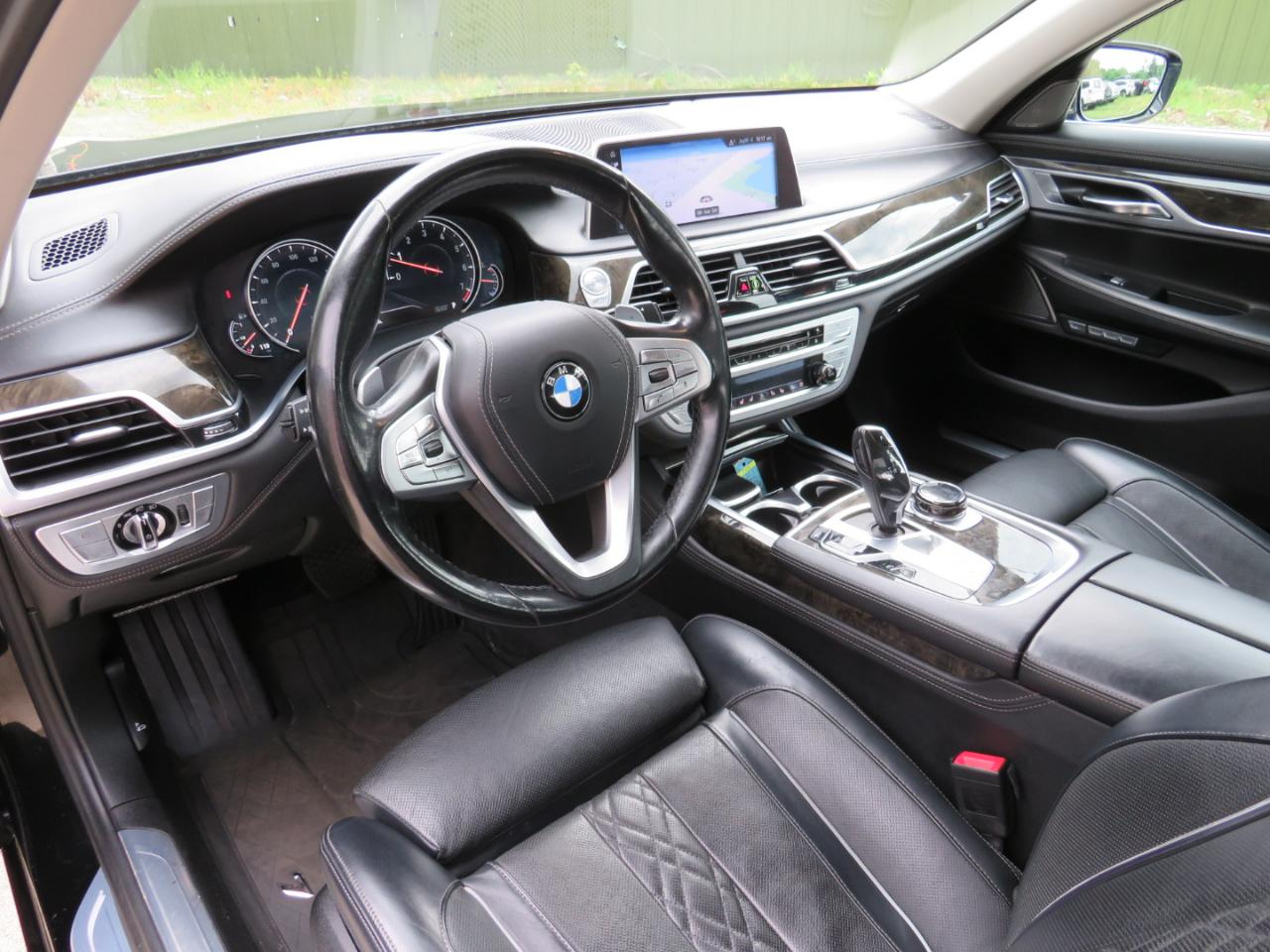 BMW 7-Series 750i xDrive 2017