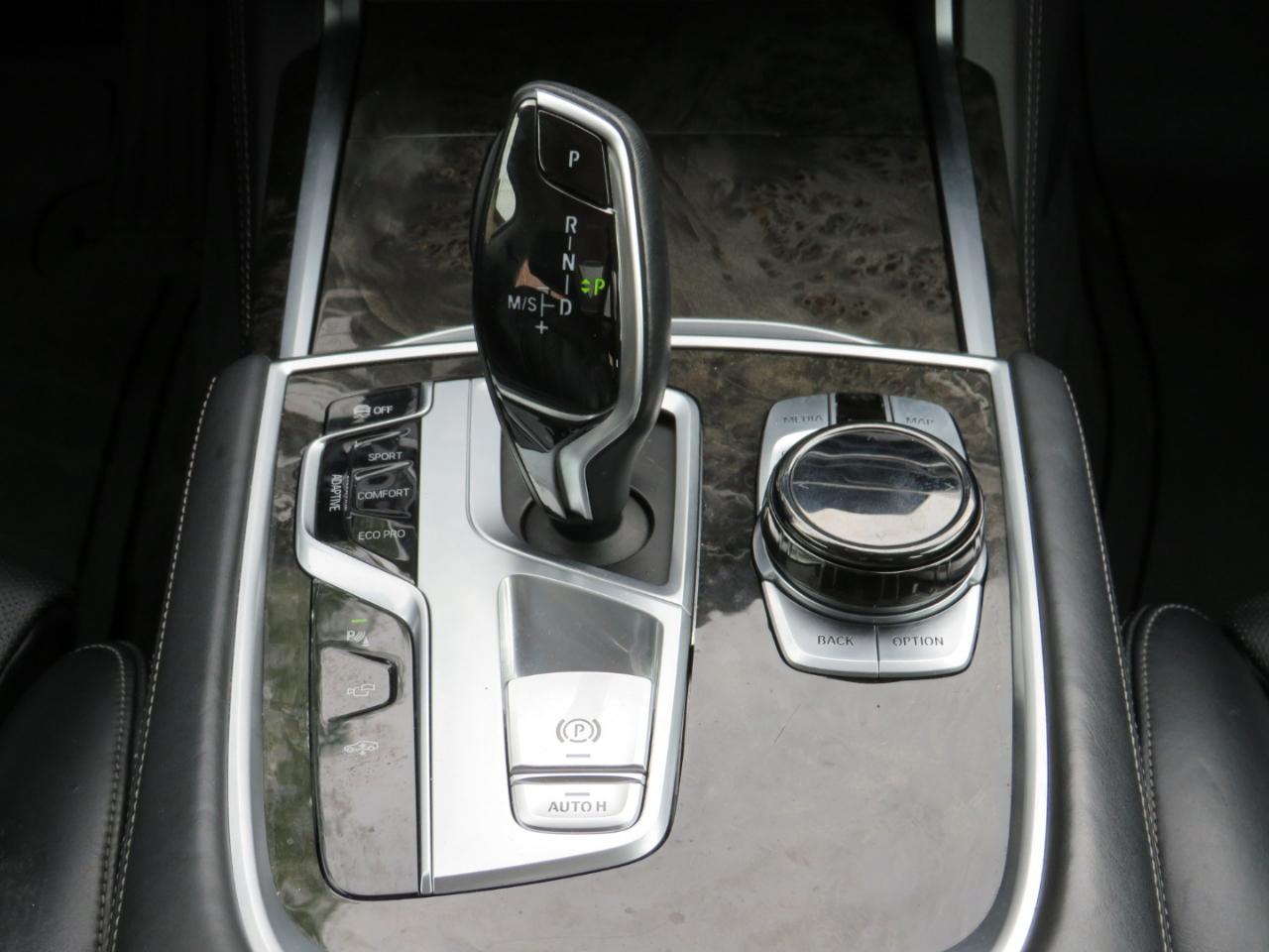 BMW 7-Series 750i xDrive 2017