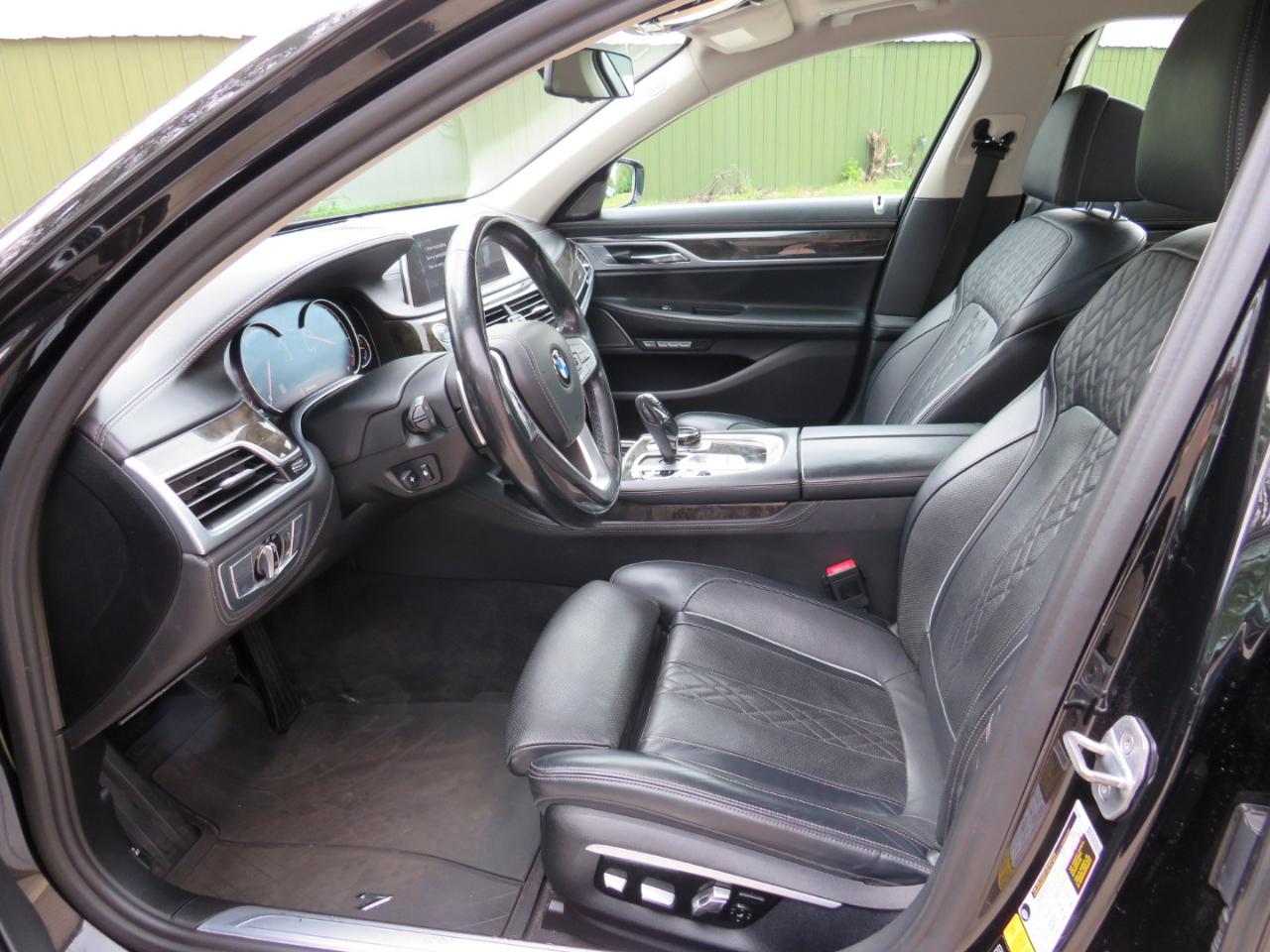 BMW 7-Series 750i xDrive 2017