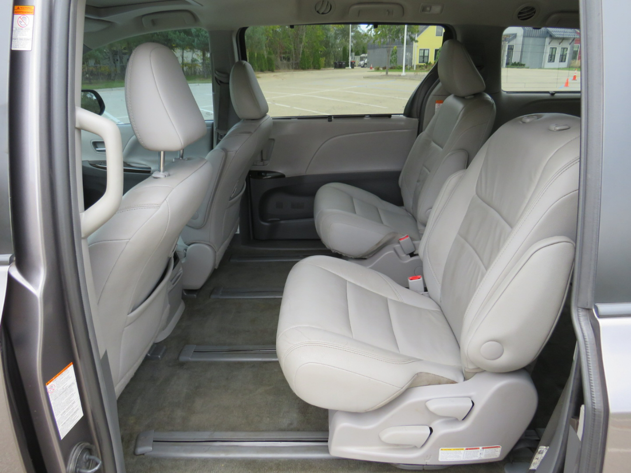 Toyota Sienna XLE 7-Passenger AWD 2017 Toyota Sienna XLE 7-Passenger AWD 2017