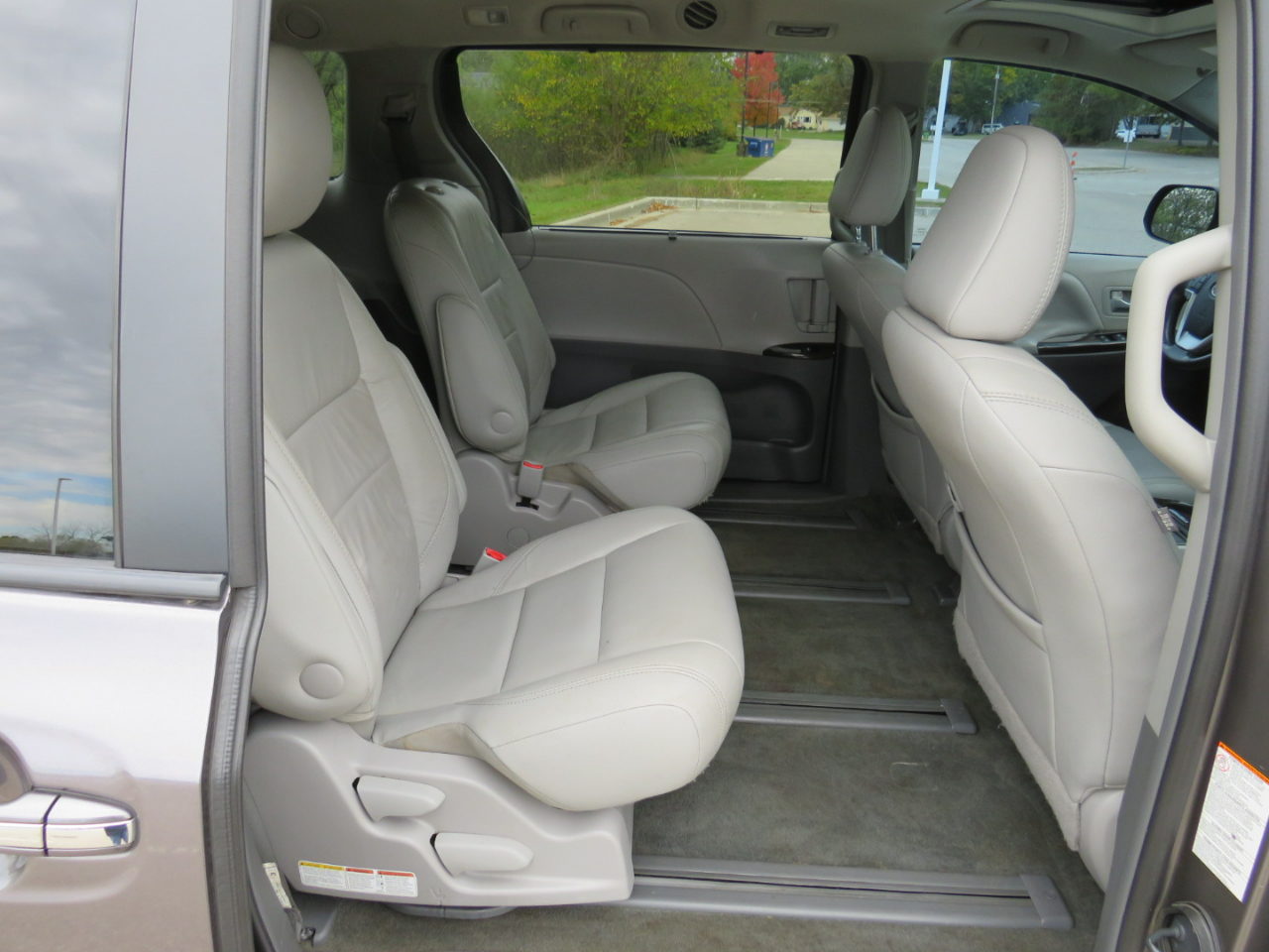 Toyota Sienna XLE 7-Passenger AWD 2017 Toyota Sienna XLE 7-Passenger AWD 2017