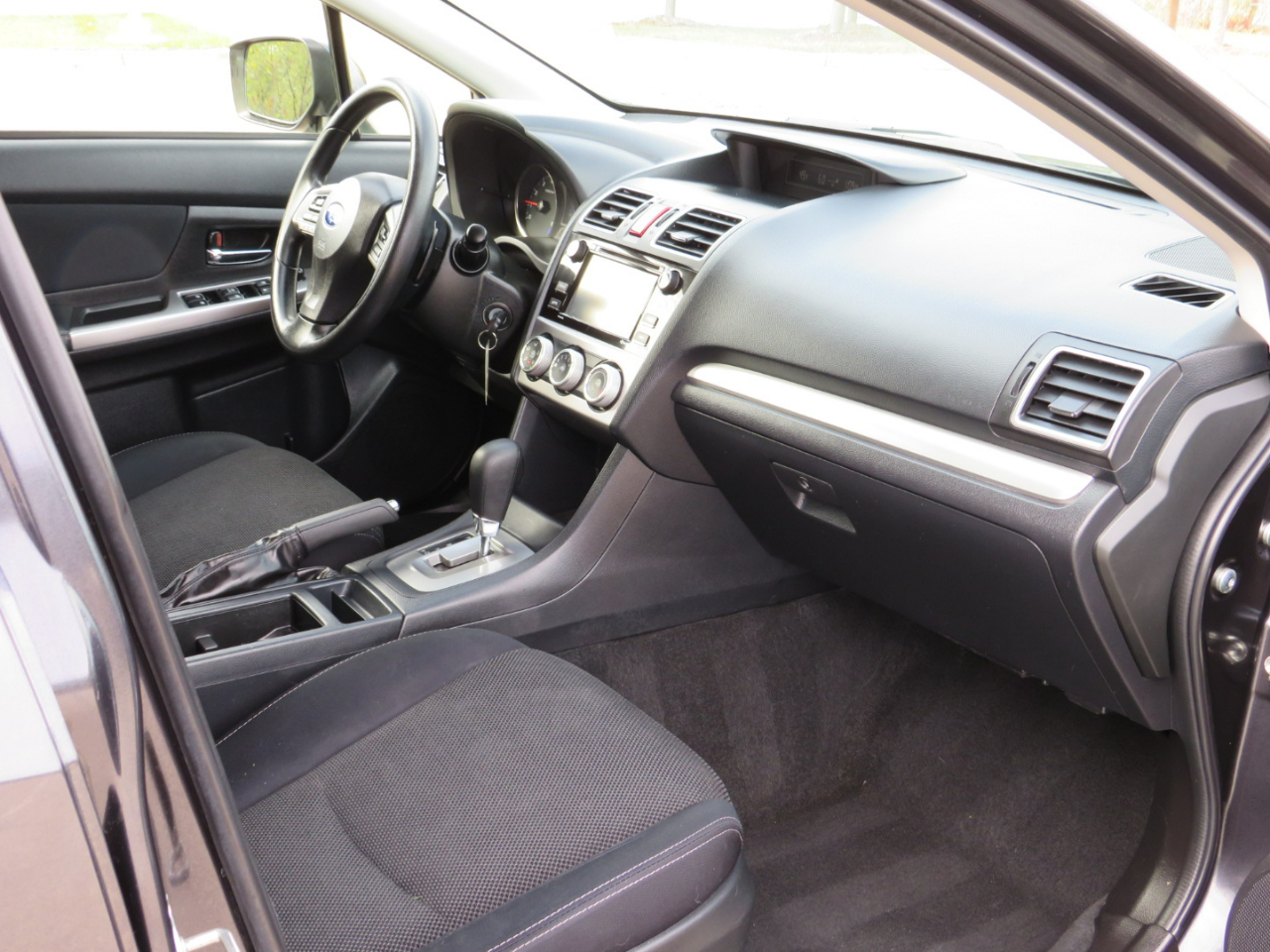 Subaru XV Crosstrek 2.0i Premium PZEV CVT 2015 Subaru XV Crosstrek 2.0i Premium PZEV CVT 2015