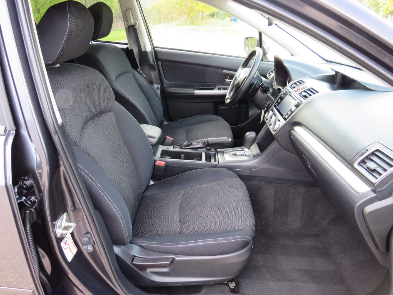 Subaru XV Crosstrek 2.0i Premium PZEV CVT 2015 Subaru XV Crosstrek 2.0i Premium PZEV CVT 2015