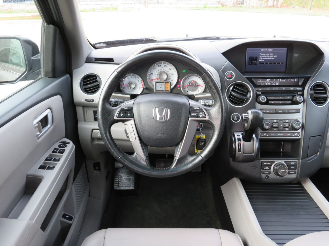 Honda Pilot EX-L 4WD 5-Spd AT with Navigation 2014 Honda Pilot EX-L 4WD 5-Spd AT with Navigation 2014