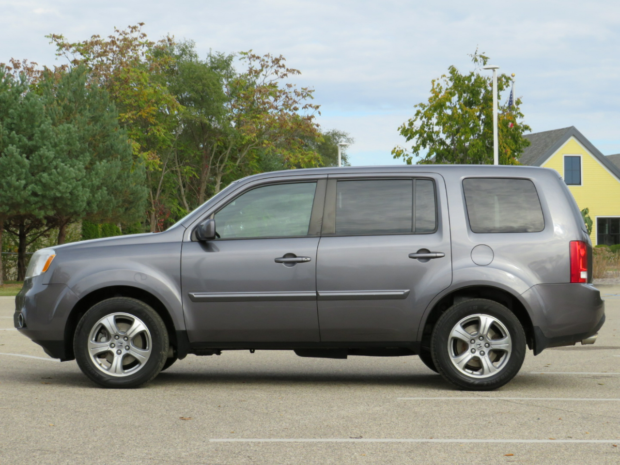 Honda Pilot EX-L 4WD 5-Spd AT with Navigation 2014 Honda Pilot EX-L 4WD 5-Spd AT with Navigation 2014