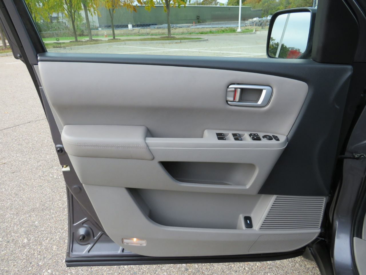 Honda Pilot EX-L 4WD 5-Spd AT with Navigation 2014 Honda Pilot EX-L 4WD 5-Spd AT with Navigation 2014