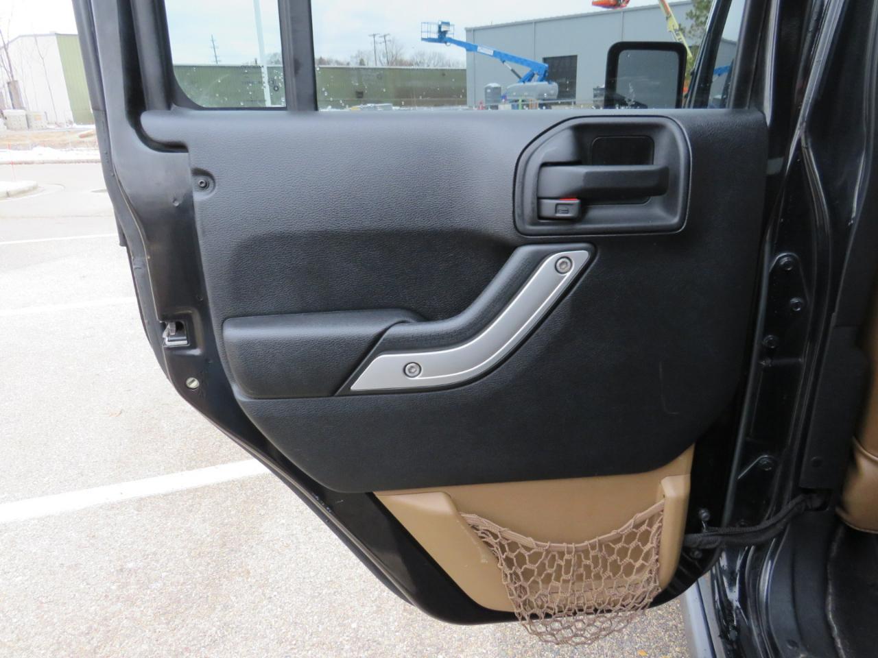 Jeep Wrangler Unlimited Rubicon 4WD 2014