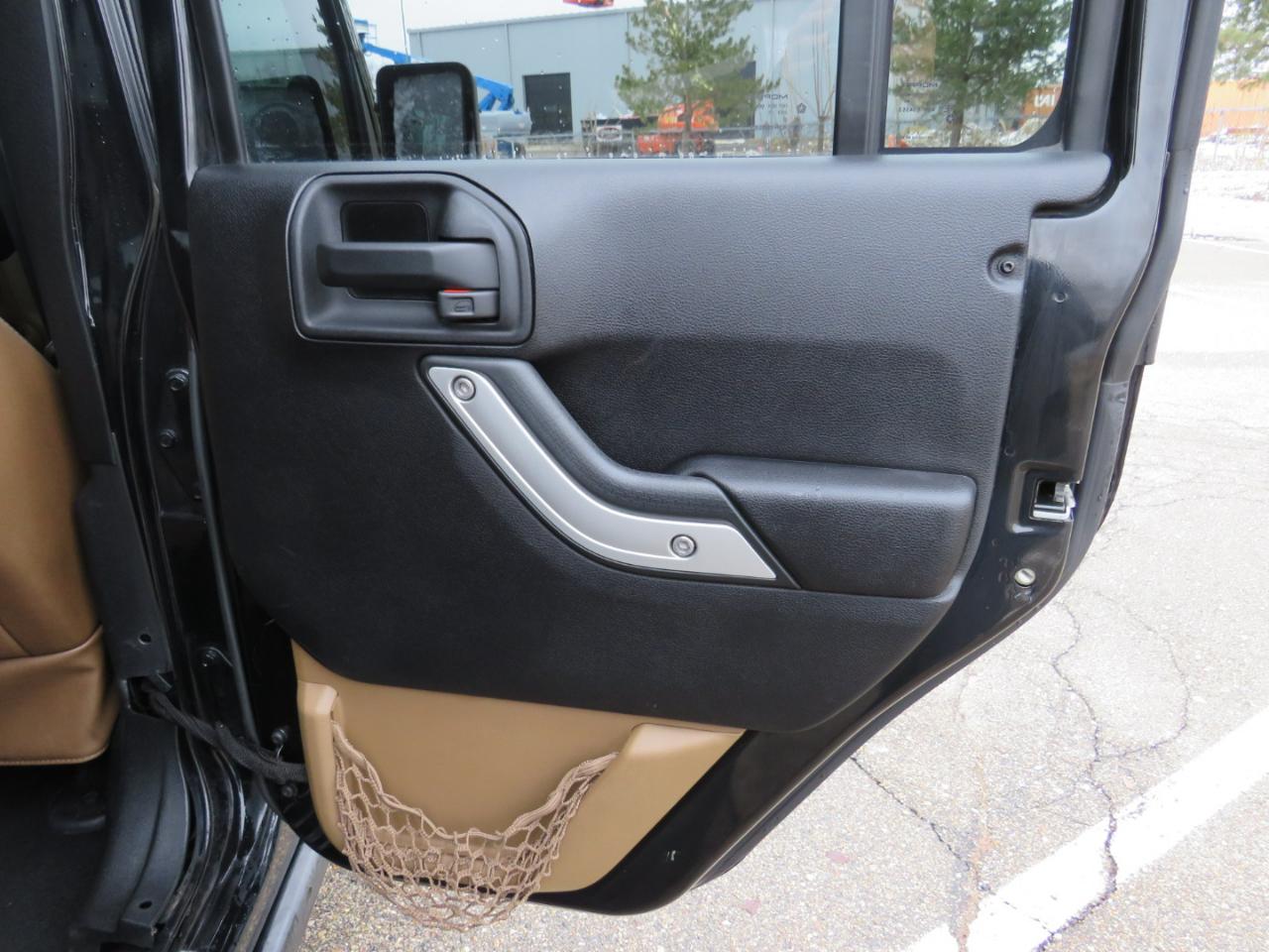 Jeep Wrangler Unlimited Rubicon 4WD 2014