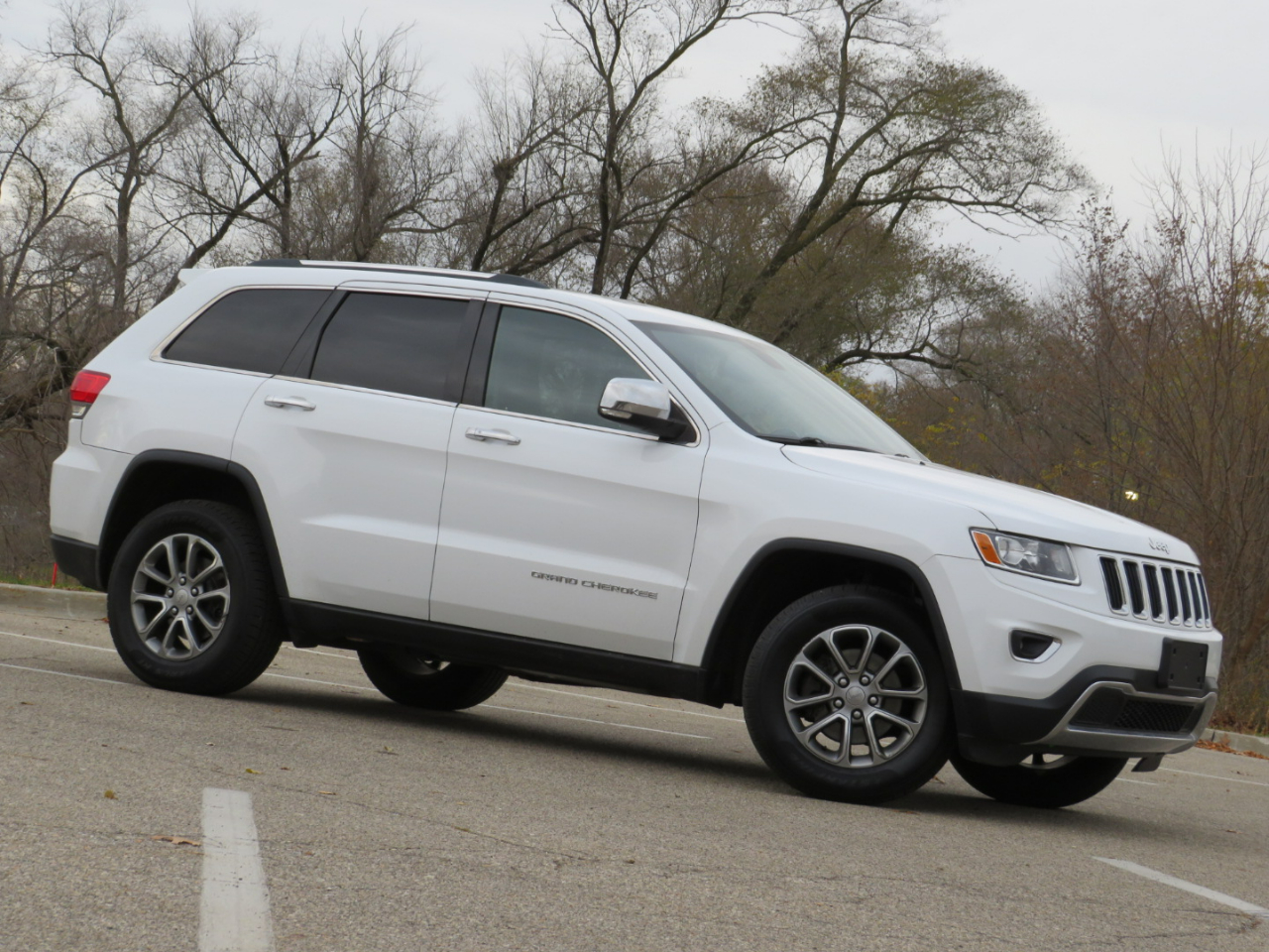 2014 Jeep Grand Cherokee Limited photo 2