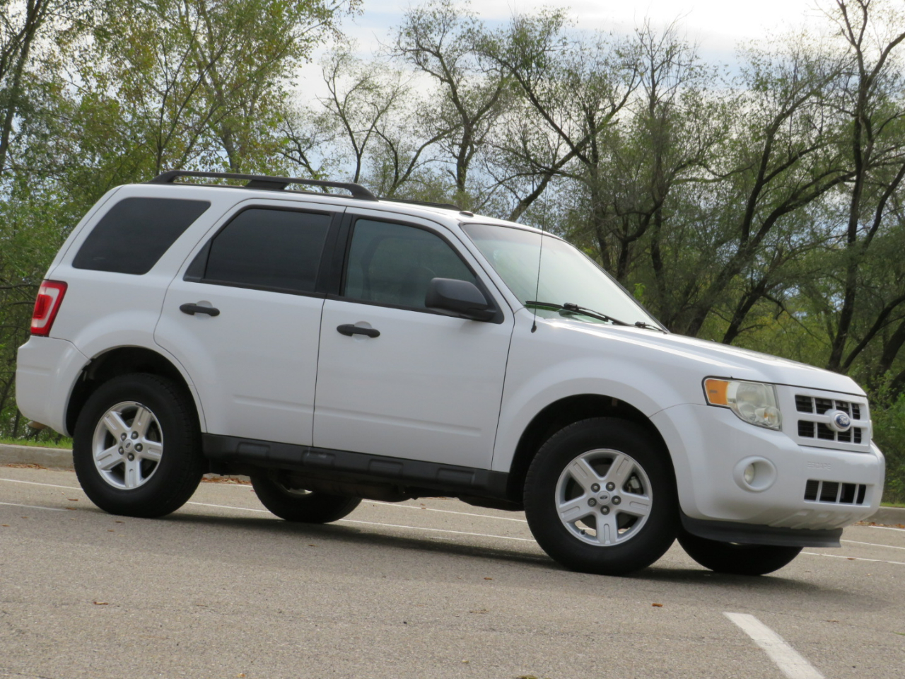 Ford Escape Hybrid FWD 2011 Ford Escape Hybrid FWD 2011