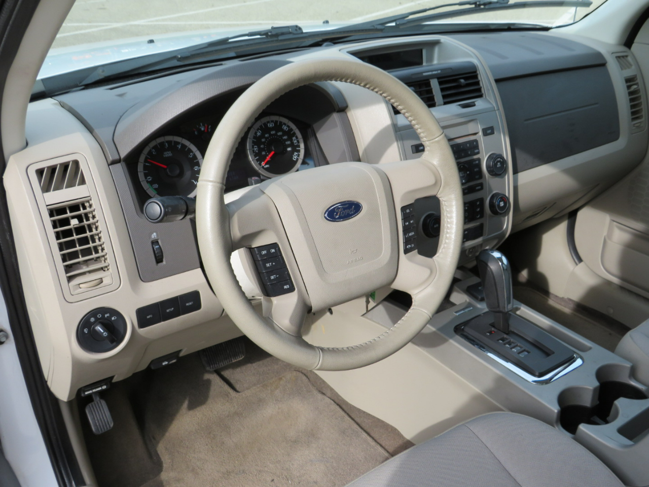 Ford Escape Hybrid FWD 2011 Ford Escape Hybrid FWD 2011