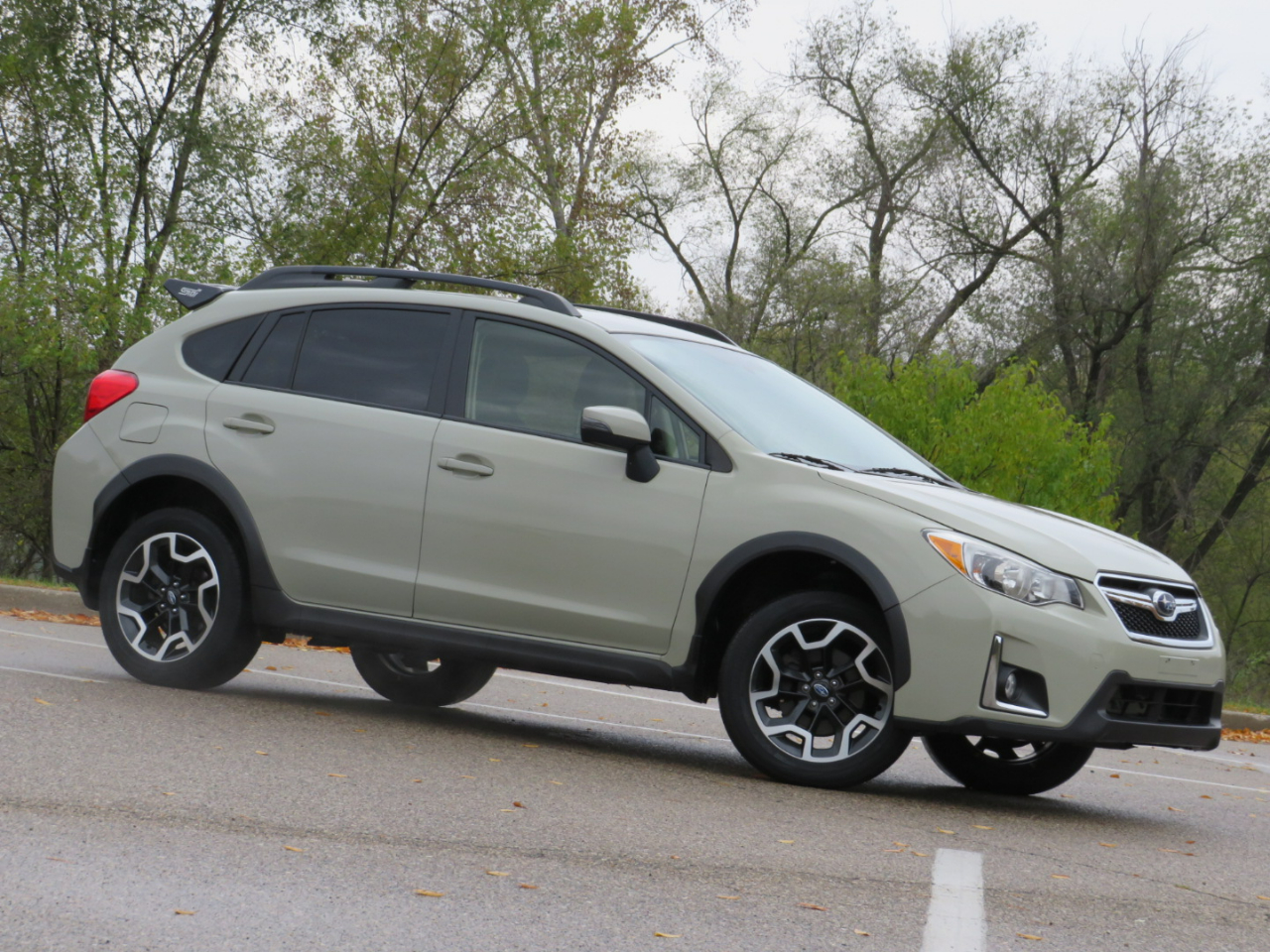 Subaru Crosstrek 2.0i Limited PZEV CVT 2017 Subaru Crosstrek 2.0i Limited PZEV CVT 2017