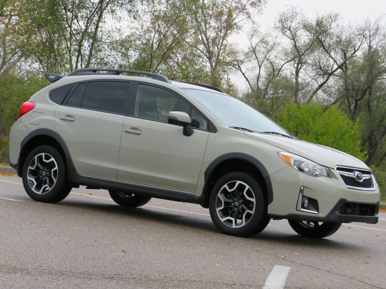 Subaru Crosstrek 2.0i Limited PZEV CVT 2017 Subaru Crosstrek 2.0i Limited PZEV CVT 2017