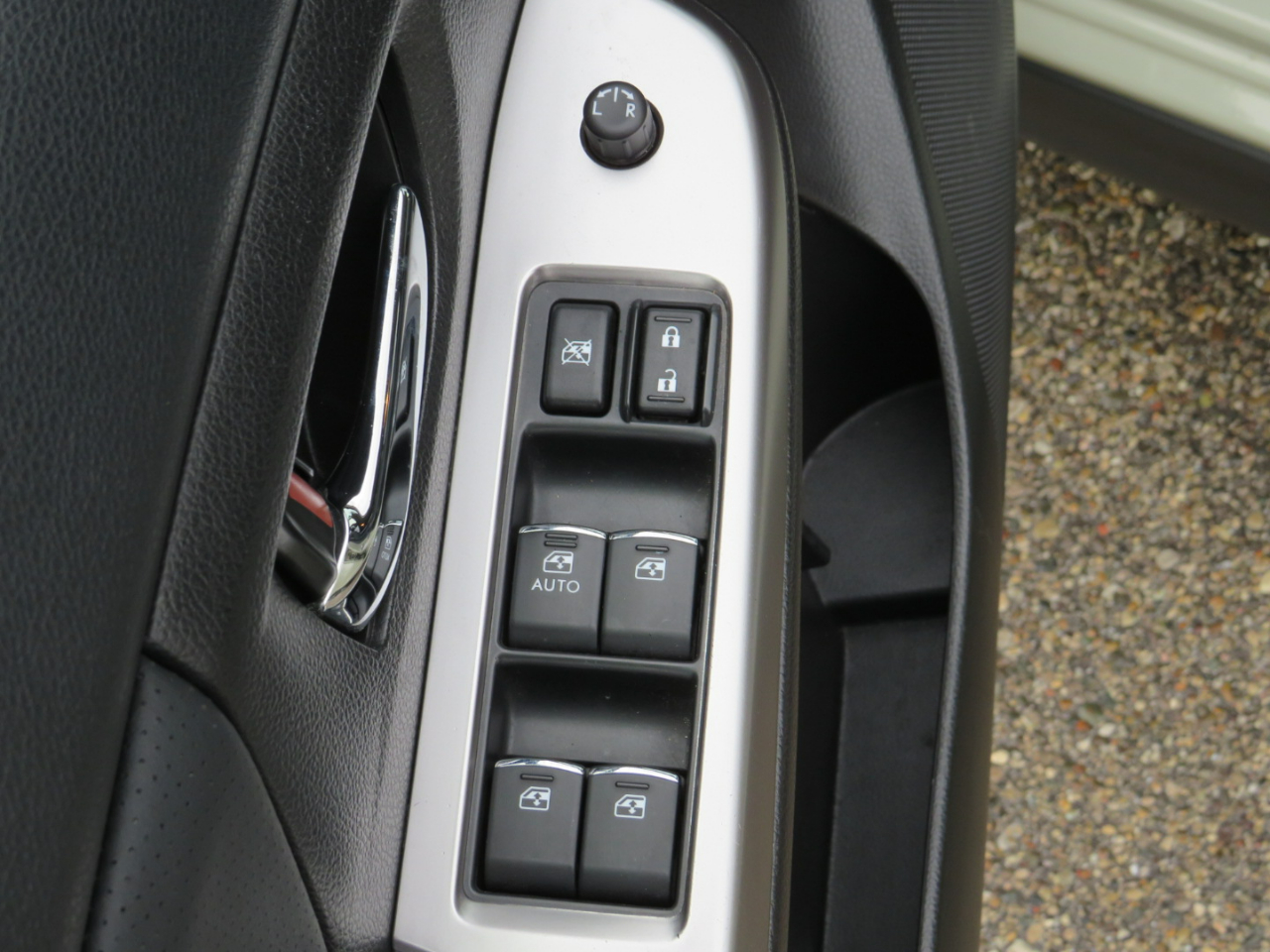 Subaru Crosstrek 2.0i Limited PZEV CVT 2017 Subaru Crosstrek 2.0i Limited PZEV CVT 2017