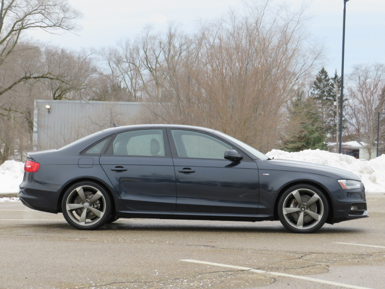 Audi A4 2.0T Sedan quattro Tiptronic 2014