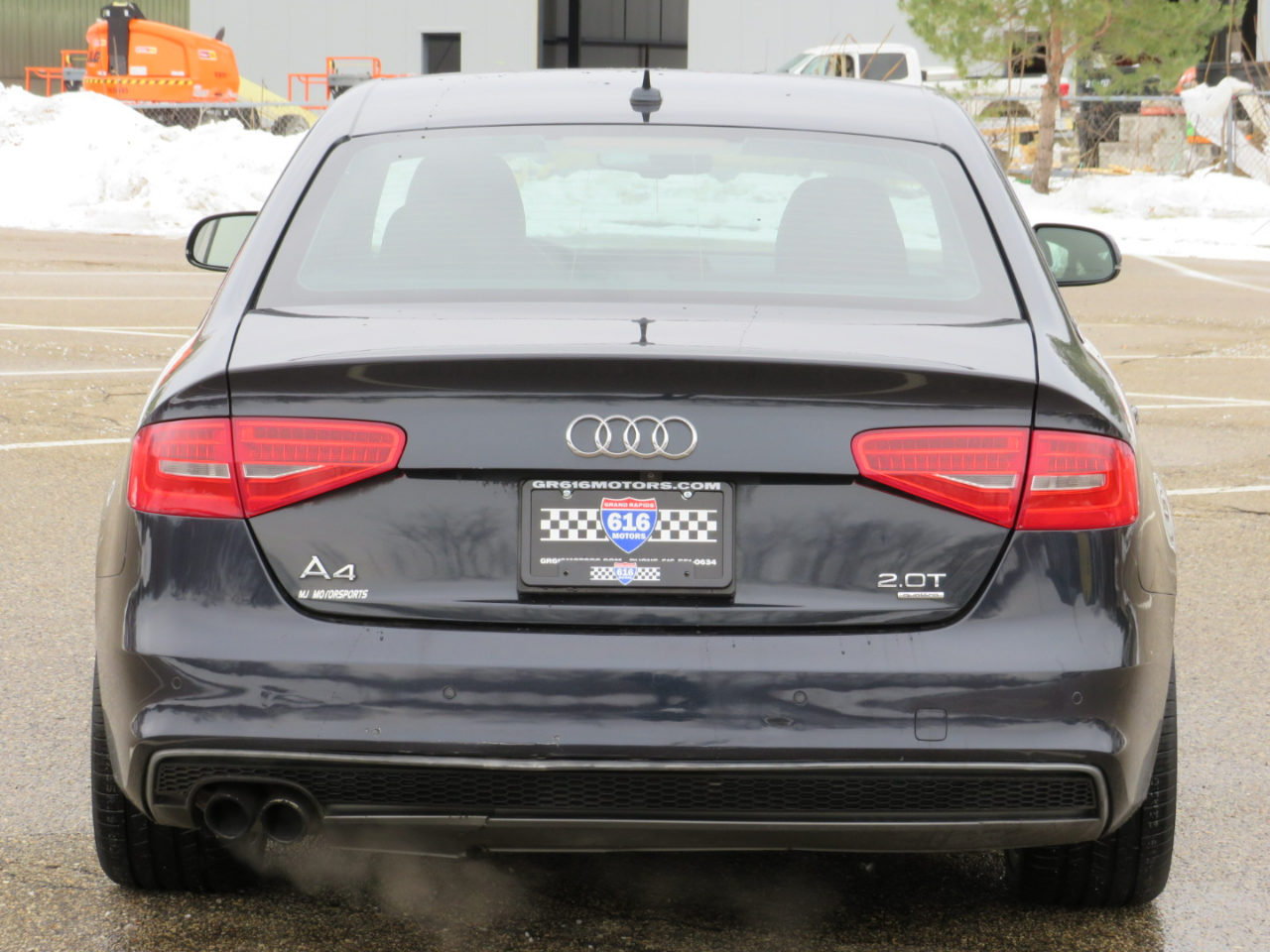 Audi A4 2.0T Sedan quattro Tiptronic 2014