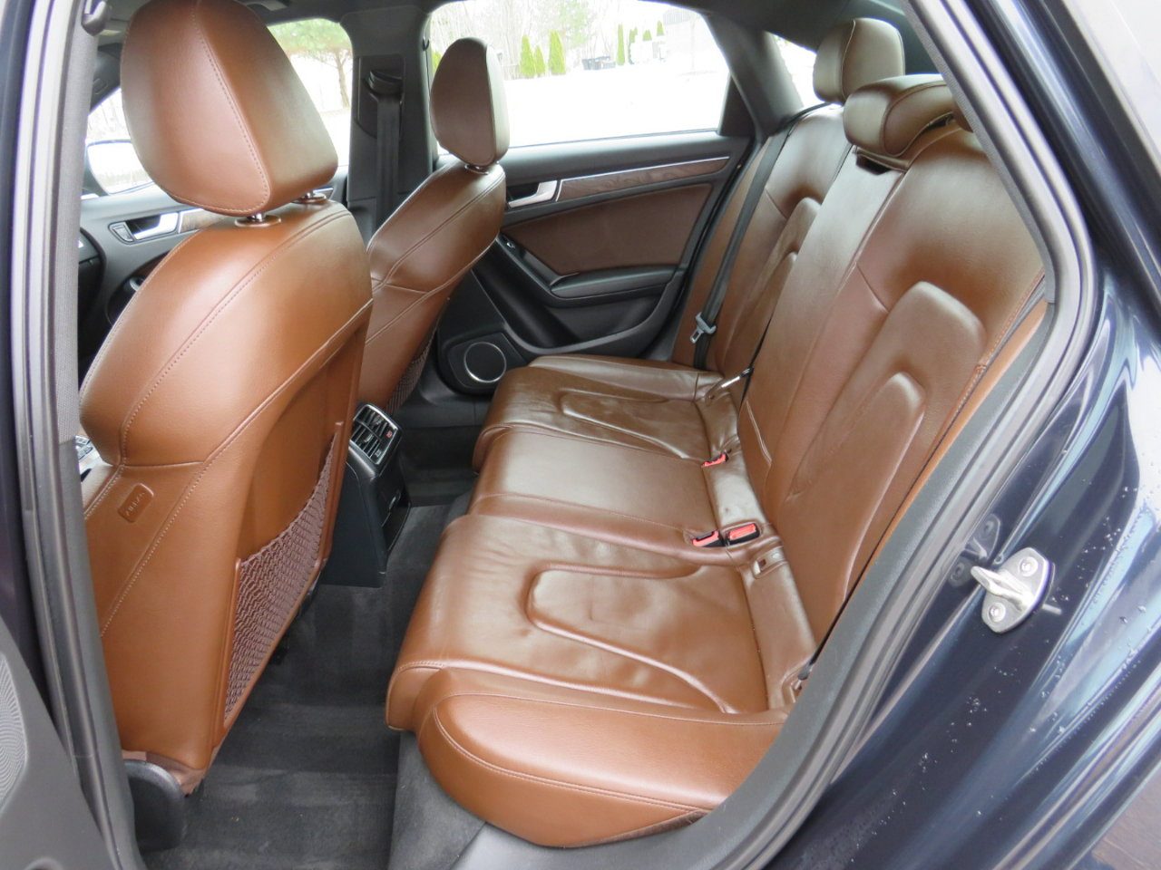 Audi A4 2.0T Sedan quattro Tiptronic 2014