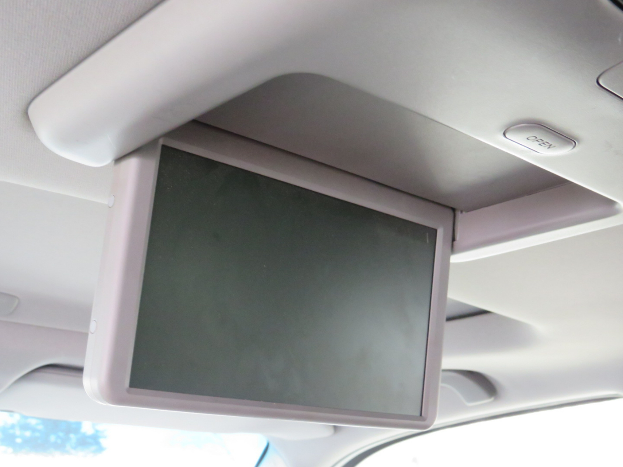 Honda Pilot Touring 4WD 5-Spd AT with DVD 2012