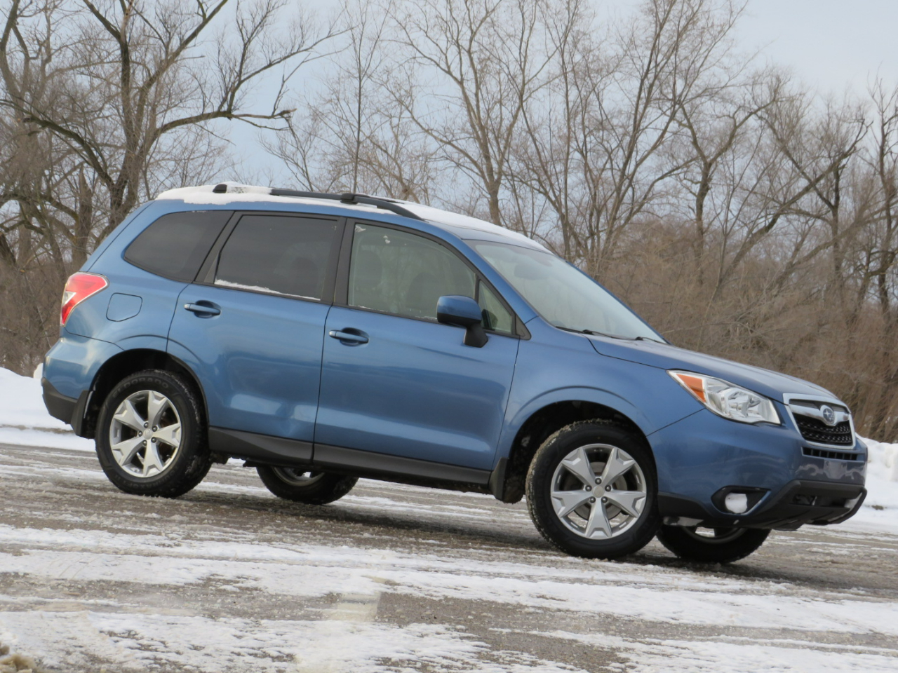 Subaru Forester 2.5i Premium PZEV CVT 2016
