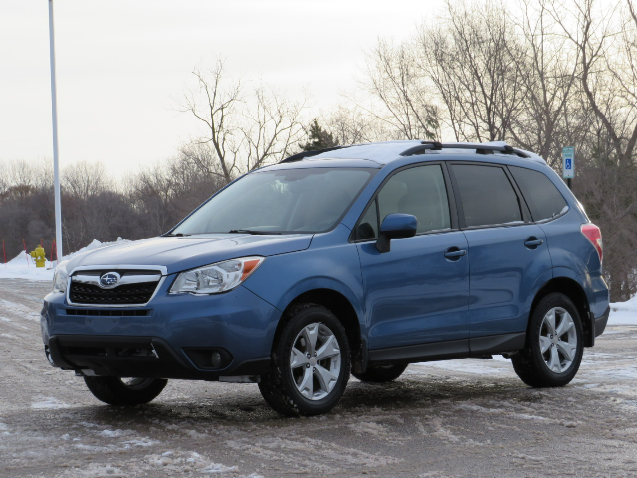 Subaru Forester 2.5i Premium PZEV CVT 2016