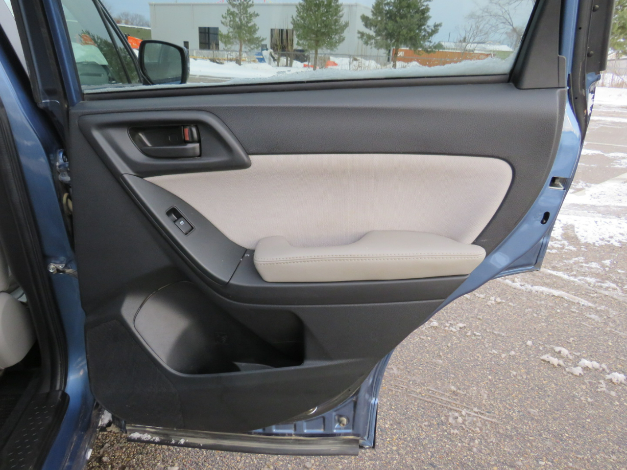 Subaru Forester 2.5i Premium PZEV CVT 2016