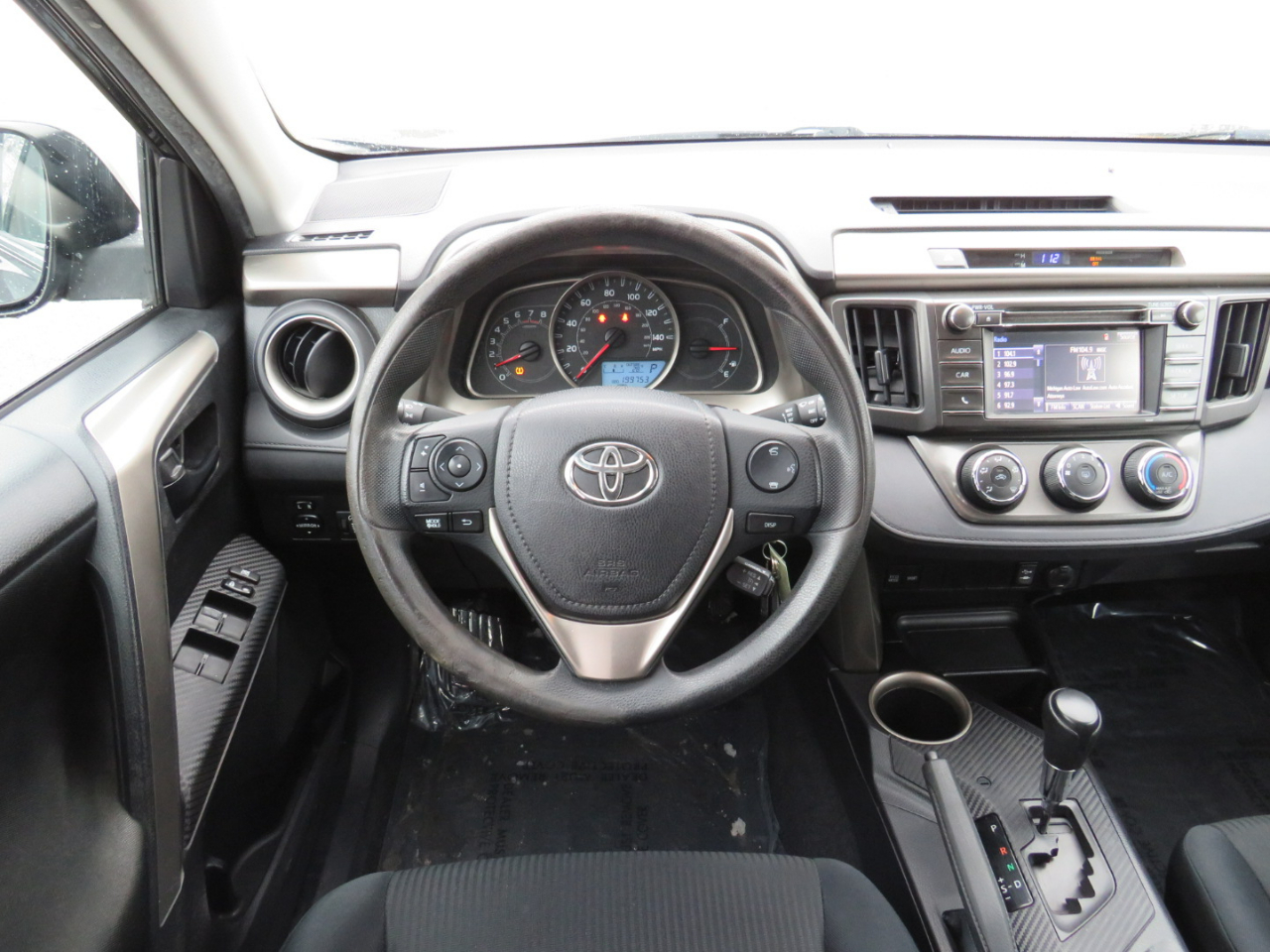 Toyota RAV4 LE AWD 2015