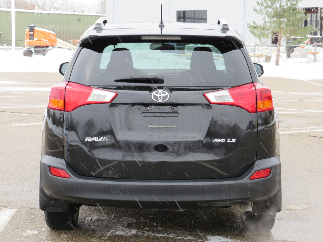 Toyota RAV4 LE AWD 2015