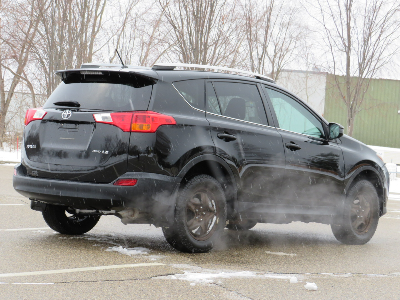 Toyota RAV4 LE AWD 2015