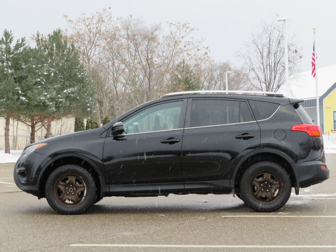 Toyota RAV4 LE AWD 2015