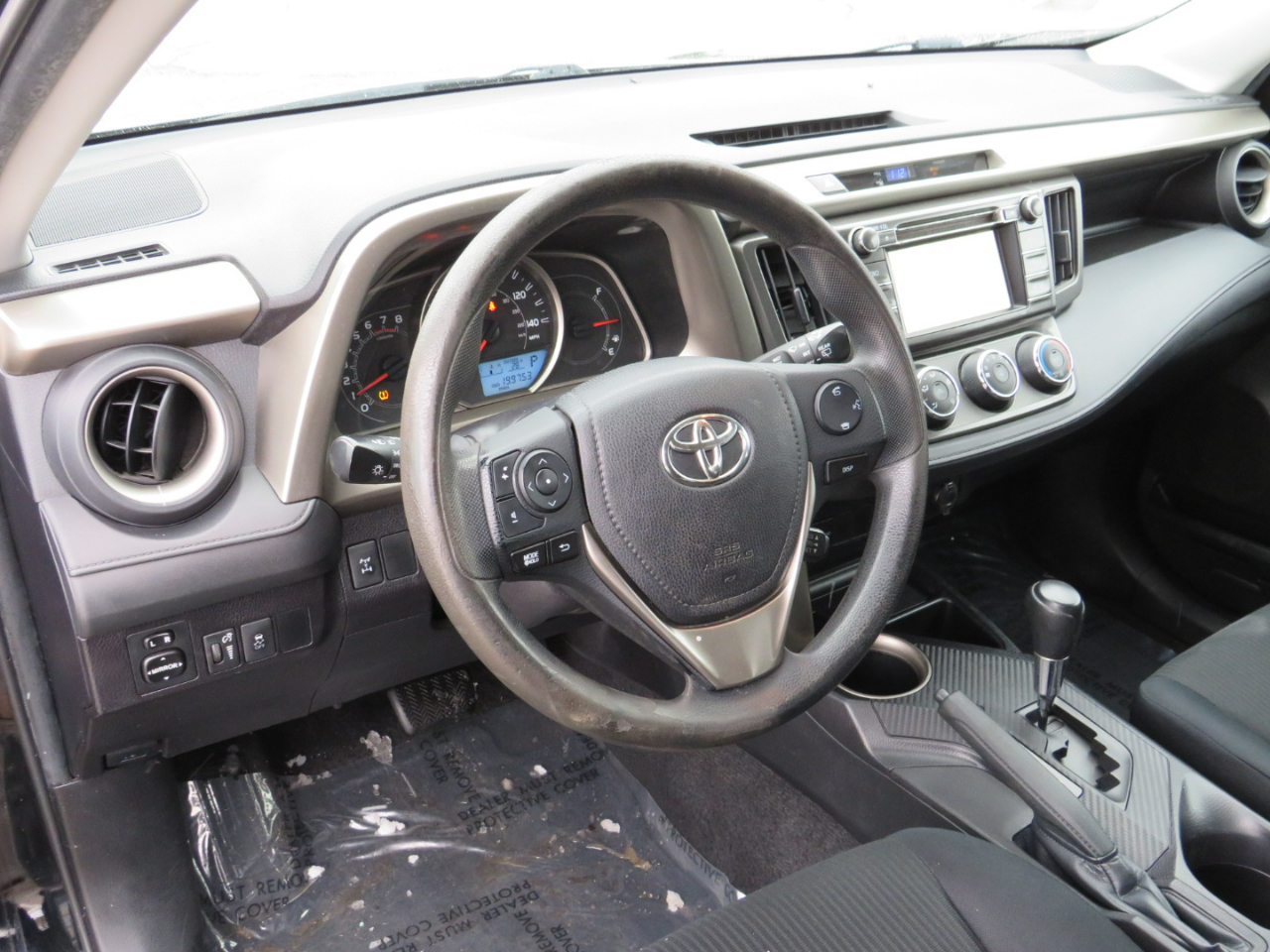 Toyota RAV4 LE AWD 2015