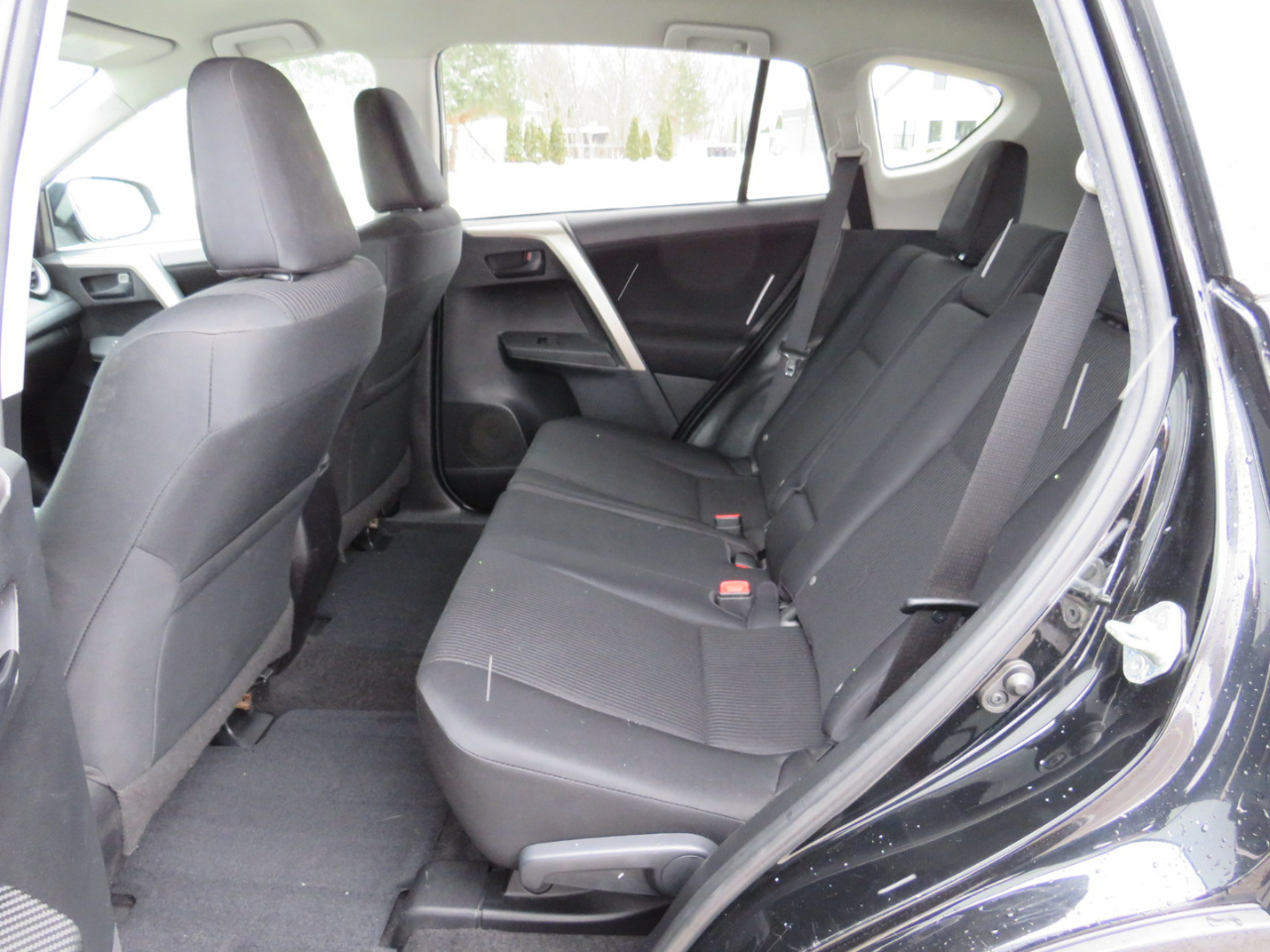 Toyota RAV4 LE AWD 2015