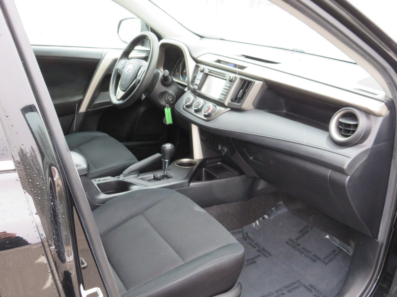 Toyota RAV4 LE AWD 2015