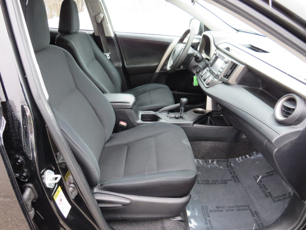 Toyota RAV4 LE AWD 2015