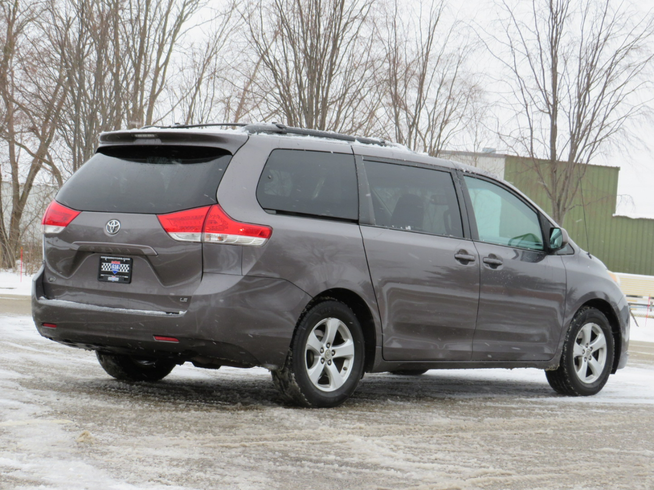 Toyota Sienna LE FWD 8-Passenger V6 2013