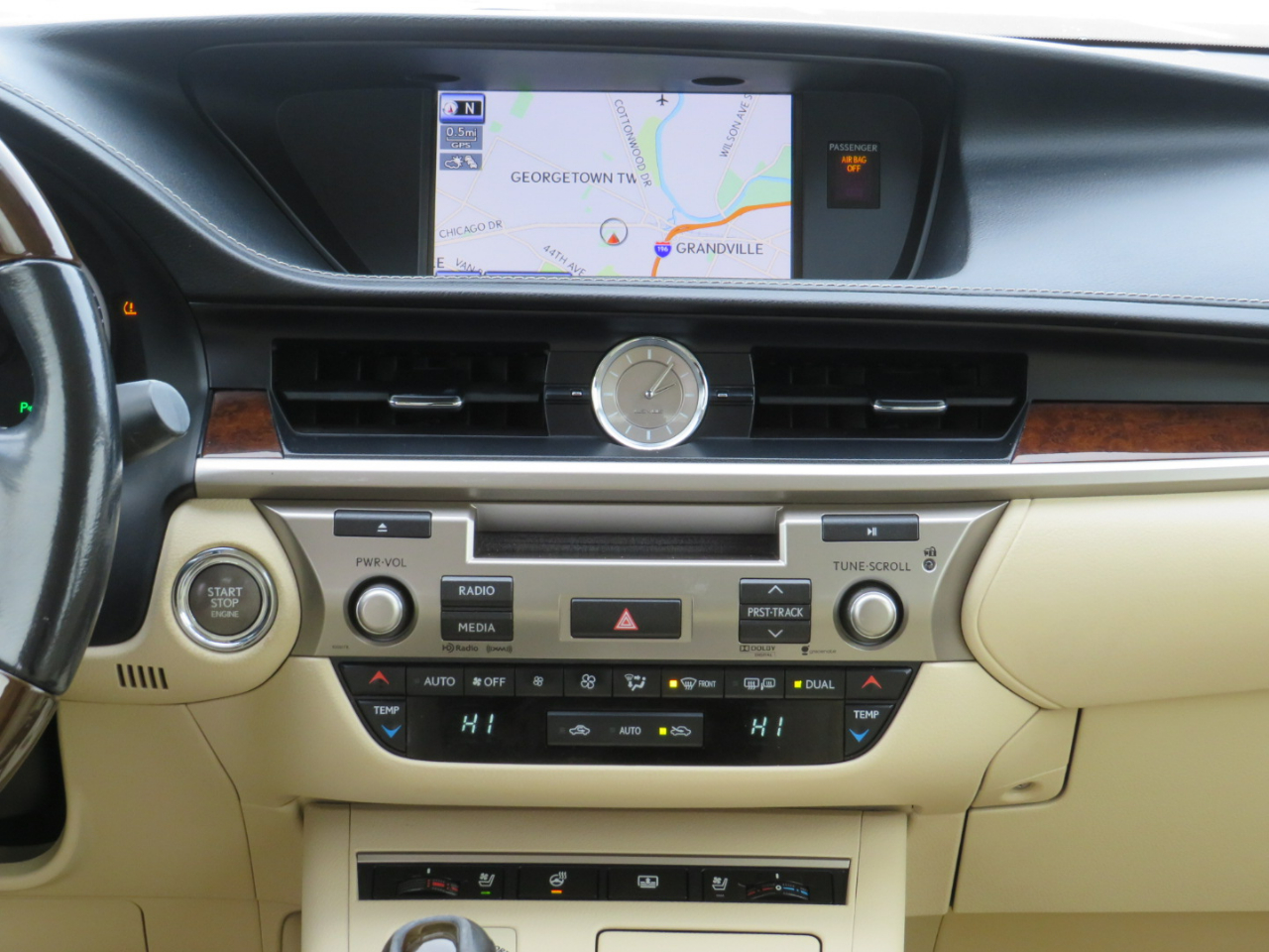 Lexus ES 350 Sedan 2013