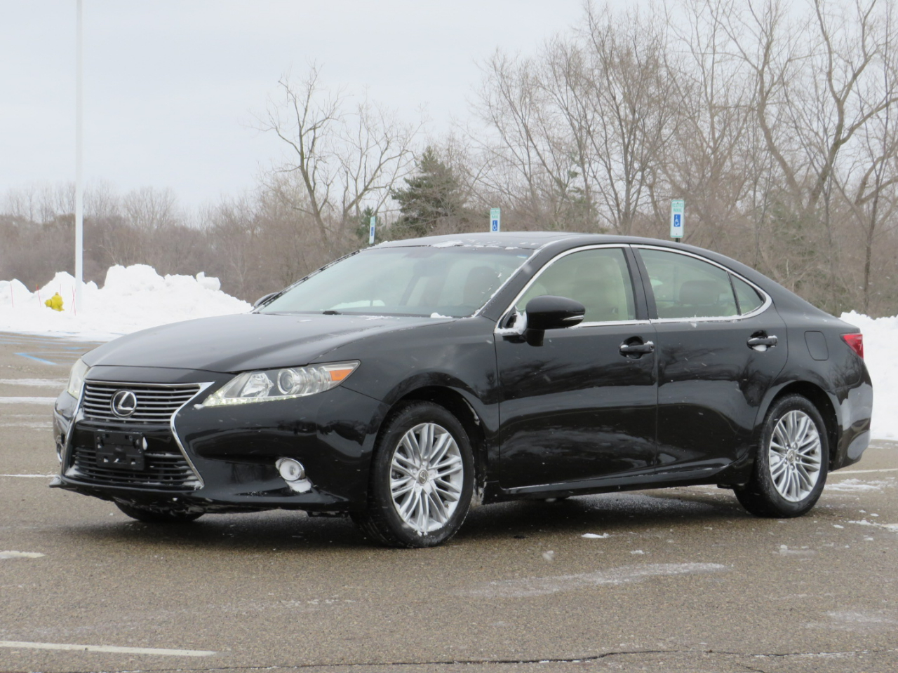 Lexus ES 350 Sedan 2013