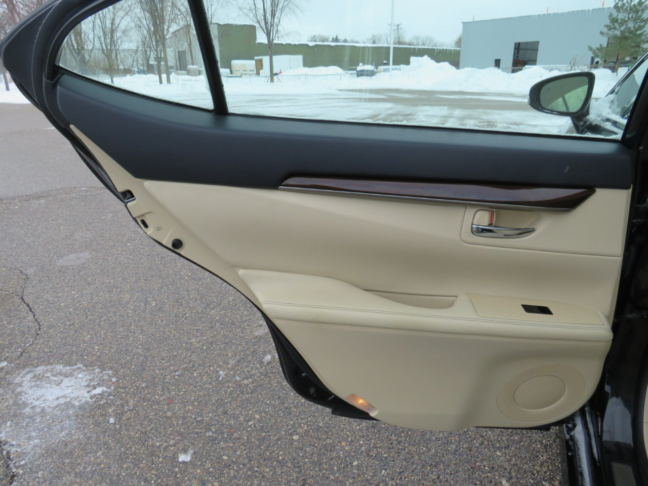 Lexus ES 350 Sedan 2013